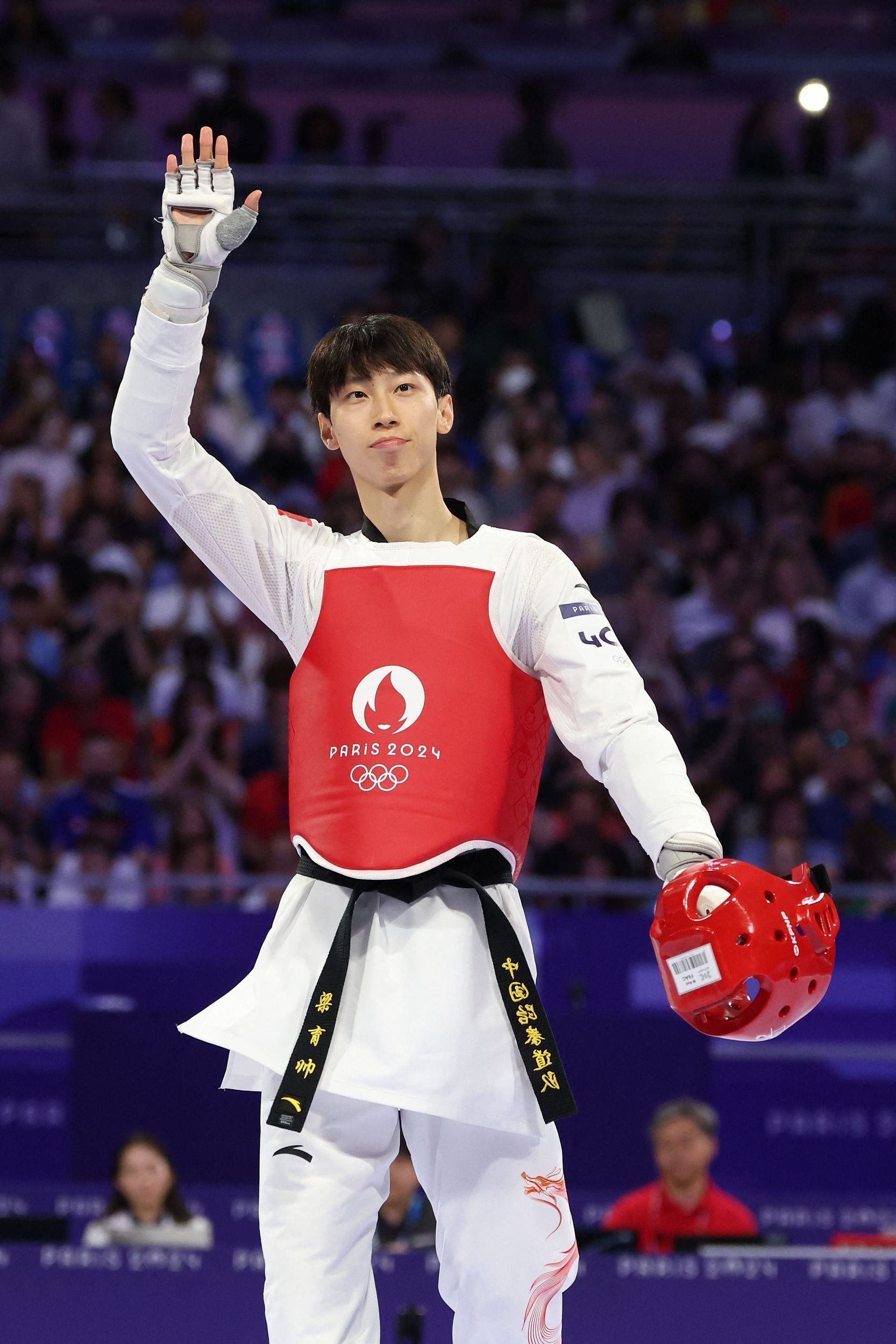 跆拳道比赛选手飘逸华丽,技压群雄的简单介绍 跆拳道比赛选手飘逸华丽,技压群雄的简单介绍