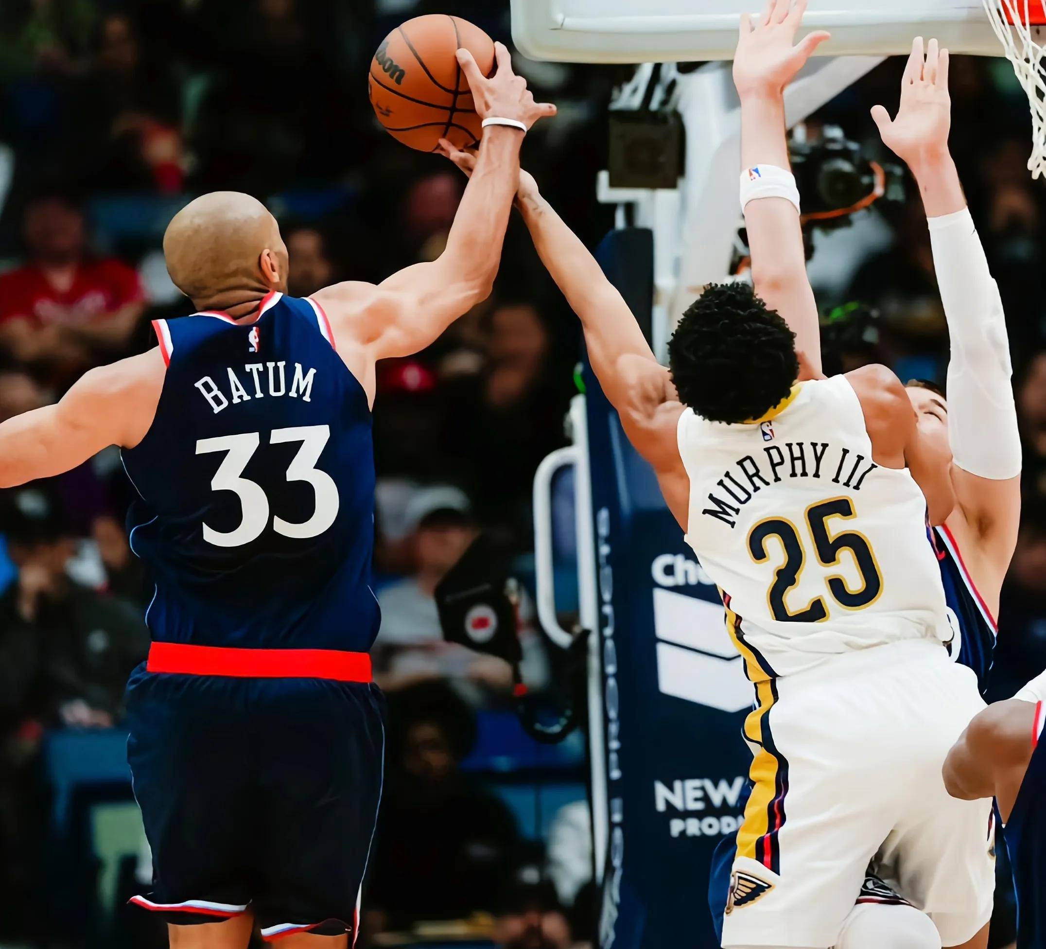 快船客场惊险击败鹈鹕，连续取胜